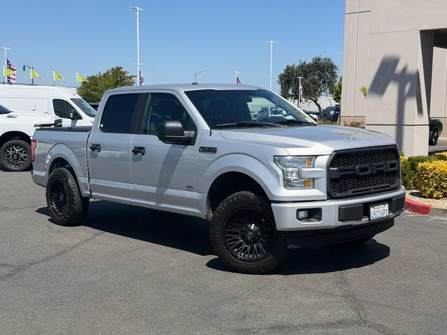 Used 2017 Silver Ford XL image 2
