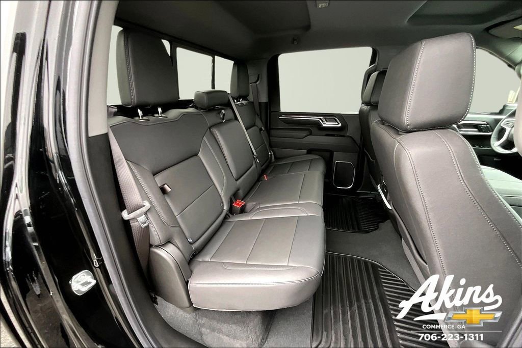 2025 Chevrolet Silverado 2500 HD LTZ - Photo 15