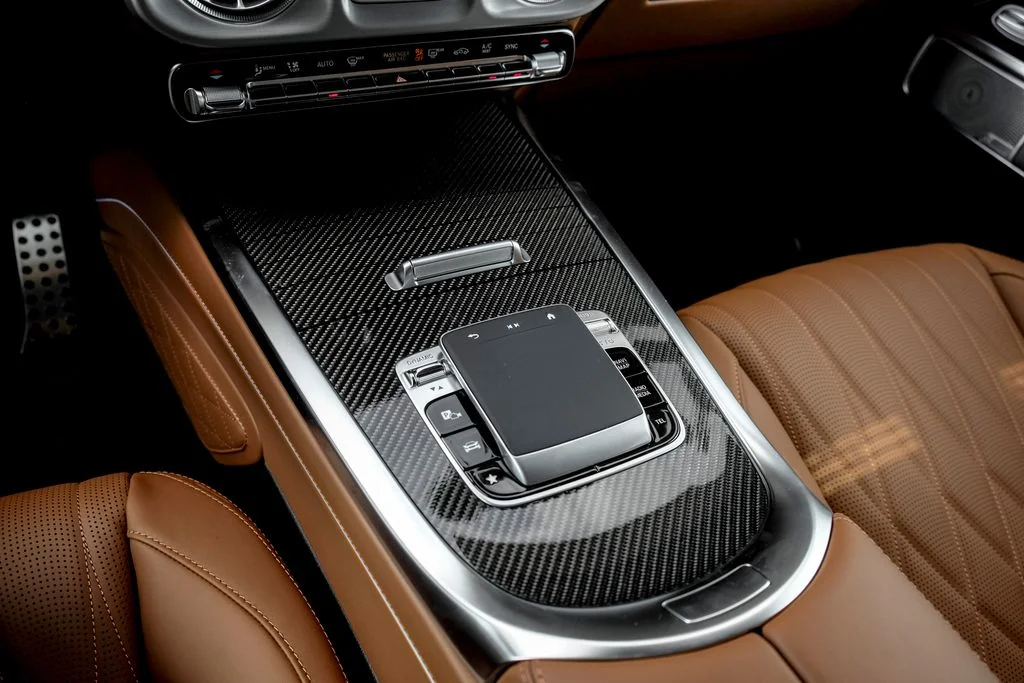 New 2026 MANUFAKTUR Deep Green Non-Metallic Mercedes-Benz G 63 AMG® image 17