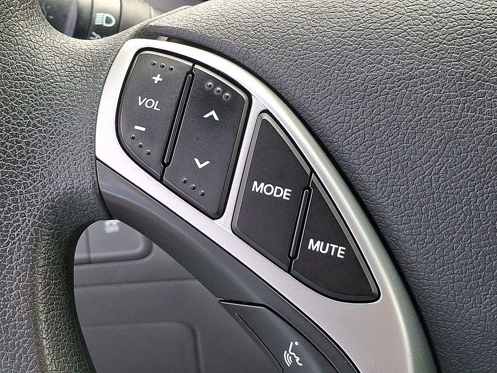 Used 2011 Black Hyundai GLS image 19