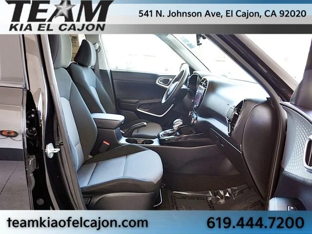 Used 2023 Black Kia S image 11