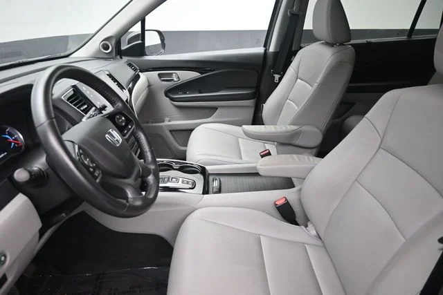 2022 Honda Pilot Touring - Photo 17