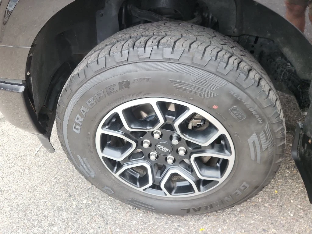 Used 2023 Black Ford XLT image 19