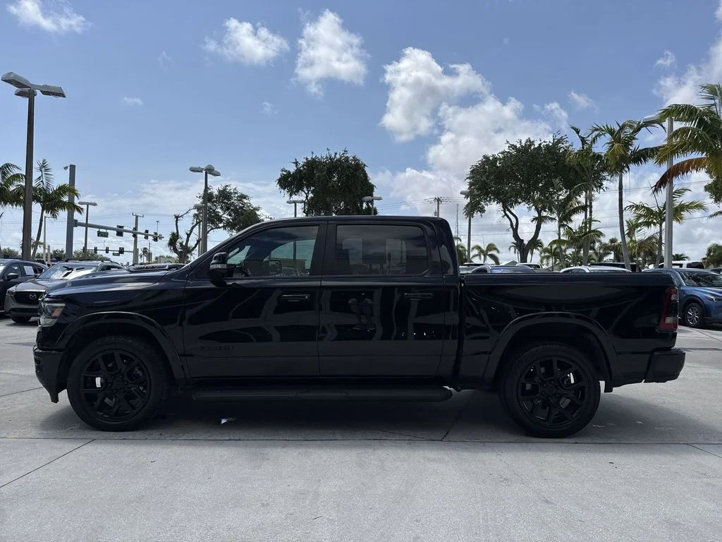 Used 2022 Diamond Black Ram Laramie image 27