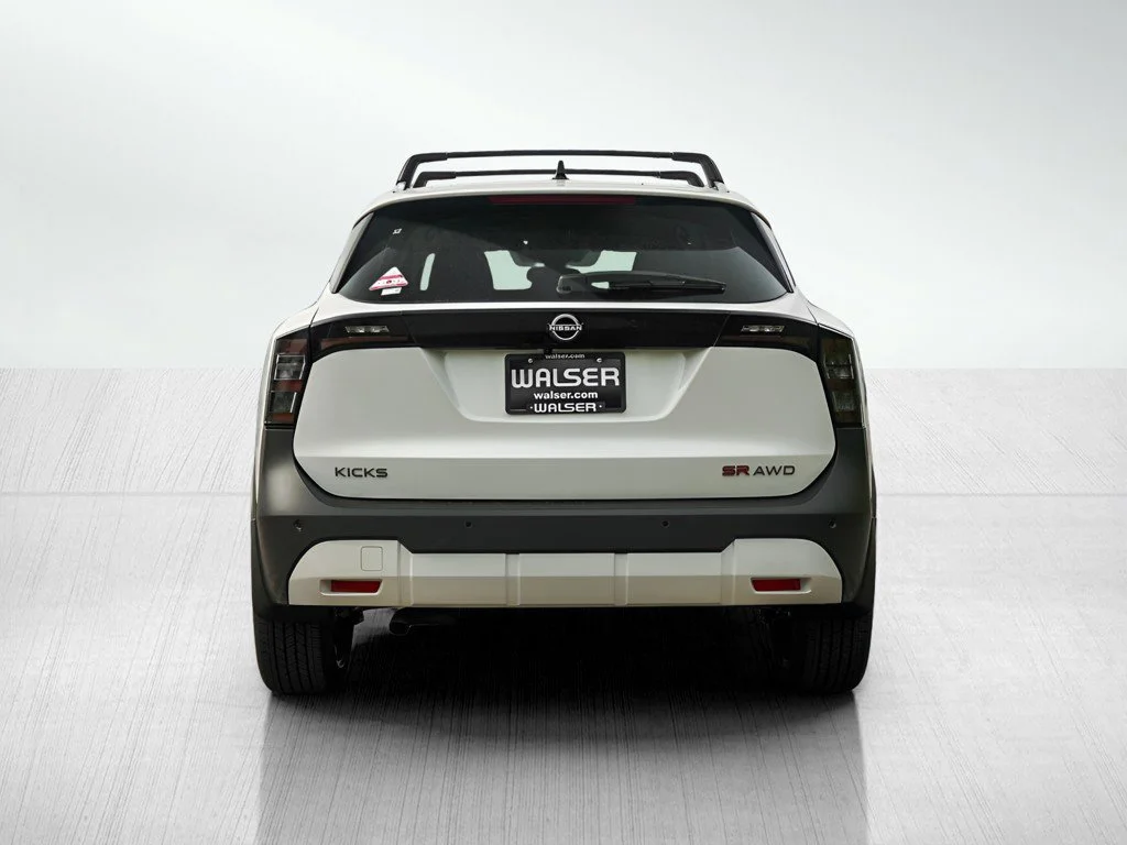2026 Nissan KICKS SR AWD - Photo 5
