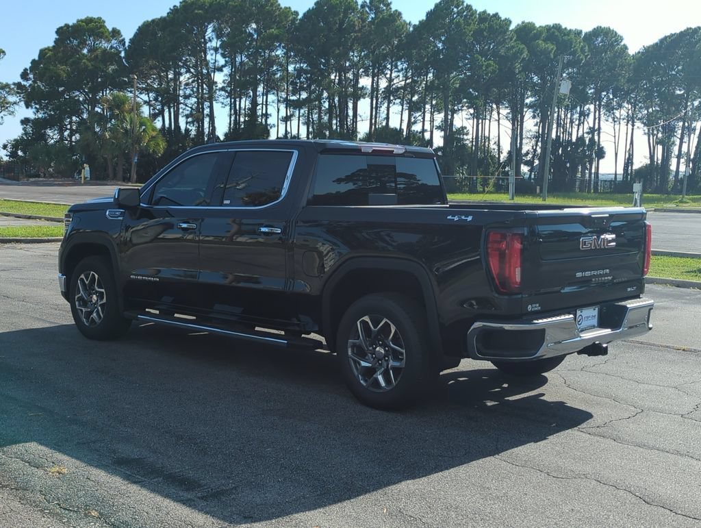 New 2026 Onyx Black GMC SLT image 4