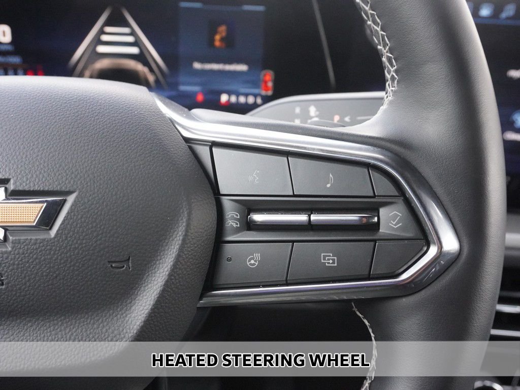 Used 2025 Black Chevrolet LT image 9