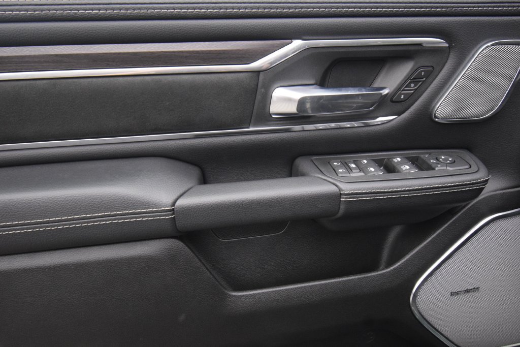 New 2026 Serrano-Green Metallic Exterior Paint RAM Laramie image 33
