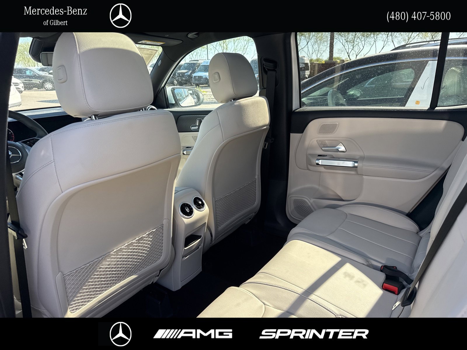 New 2026 Polar White Mercedes-Benz GLB 250 image 18