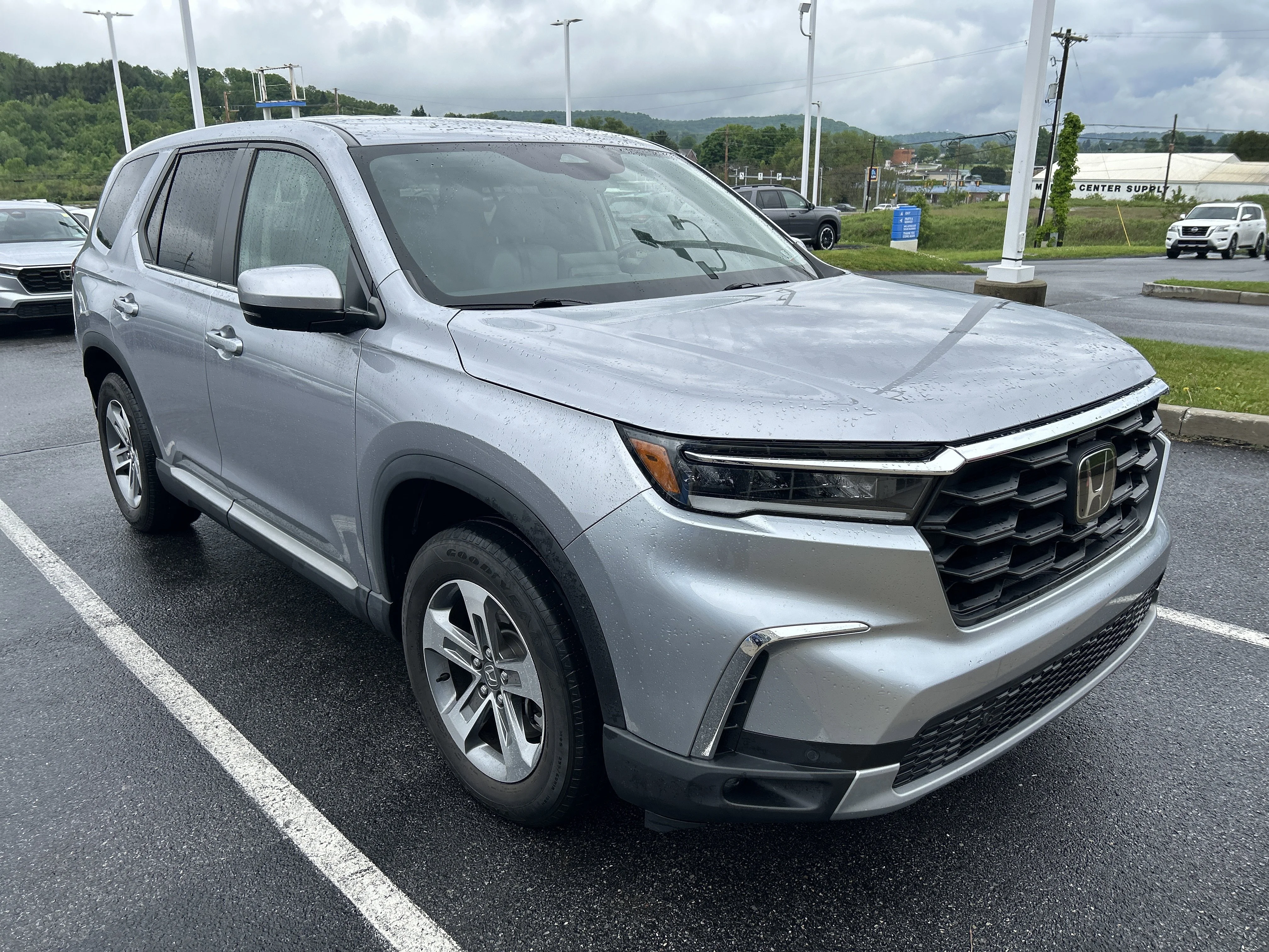 2023 Honda Pilot EX-L 8-Occupant AWD's photo