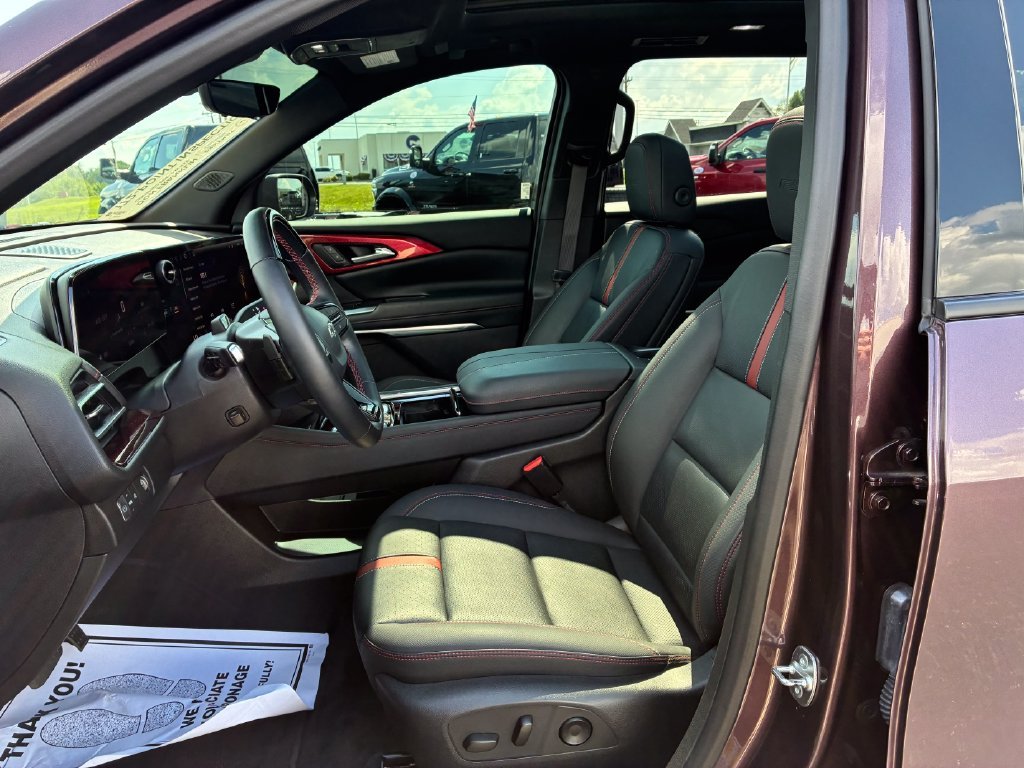 Used 2024 Silver Chevrolet RS image 9