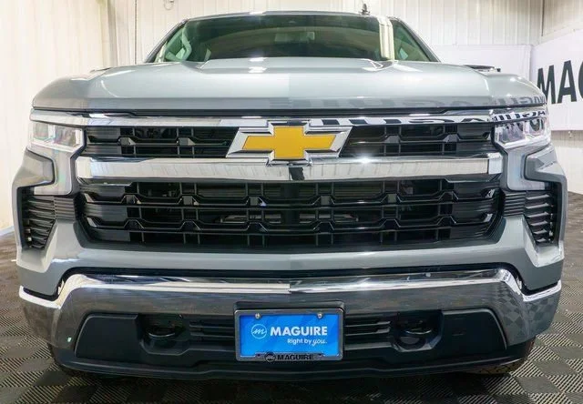 New 2026 Sterling Gray Metallic Chevrolet LT (2FL) image 3