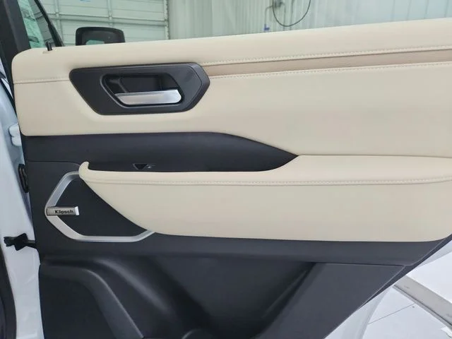New 2026 White Nissan Platinum Reserve image 56