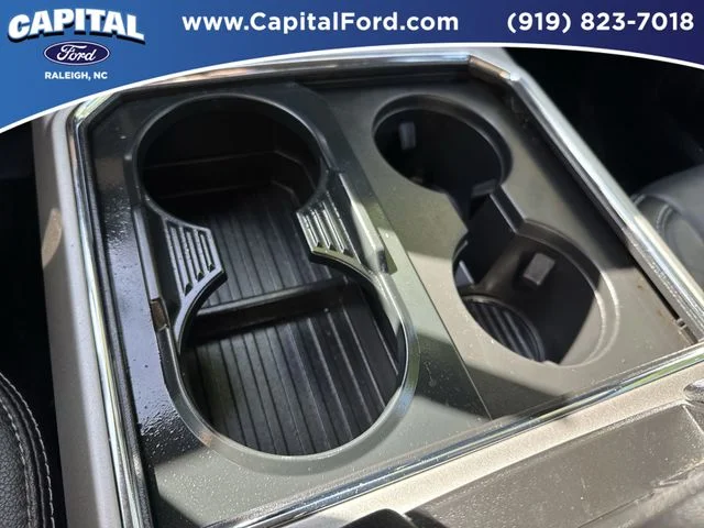 Used 2020 Black Ford Lariat image 29