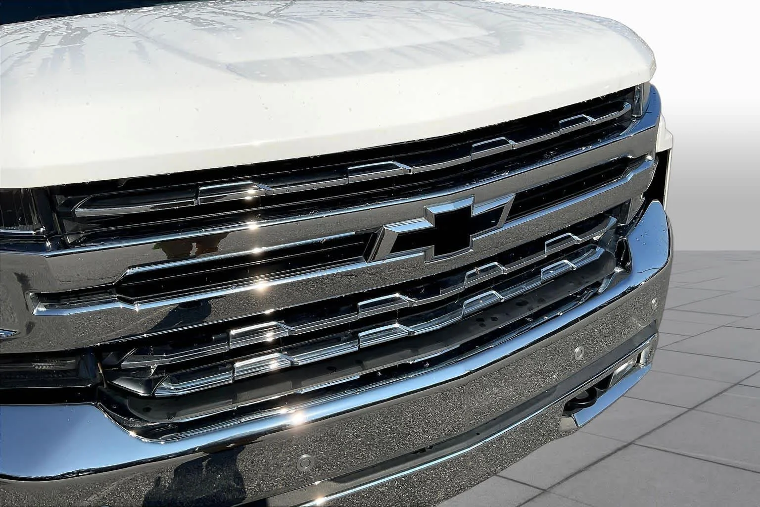 Used 2020 Summit White Chevrolet LTZ image 29