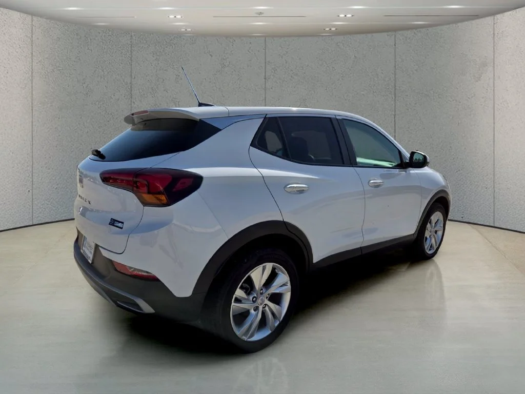 Used 2025 White Buick Preferred image 5