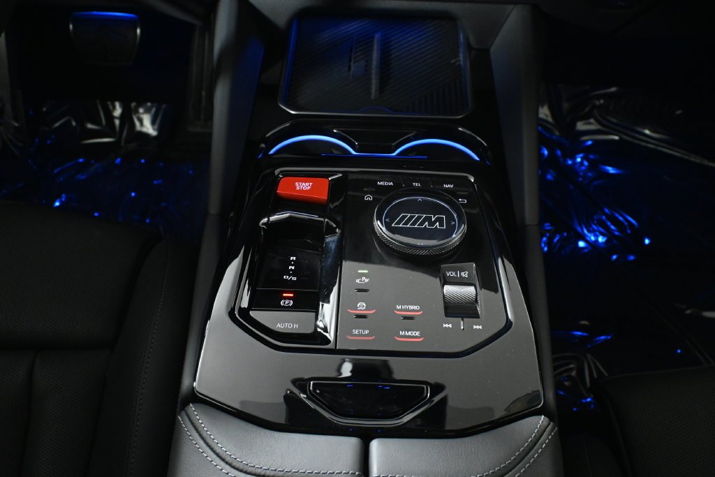 Used 2025 Dark Graphite BMW Base image 24