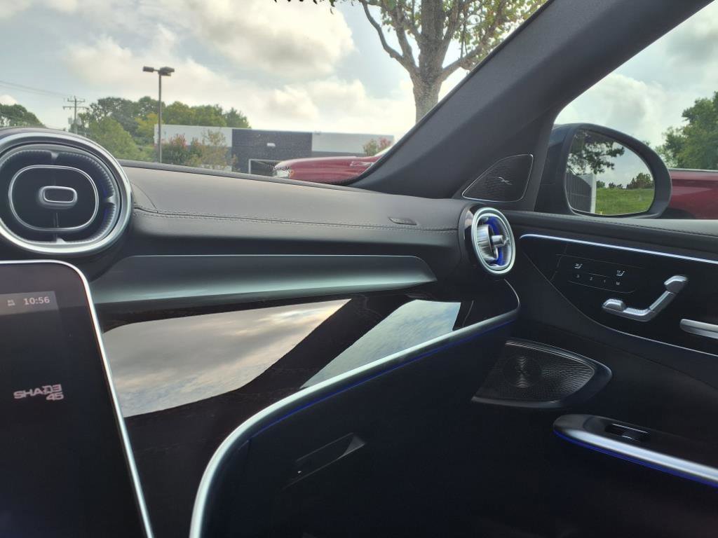 2025 Mercedes-Benz C-Class Sedan C 300 - Photo 27