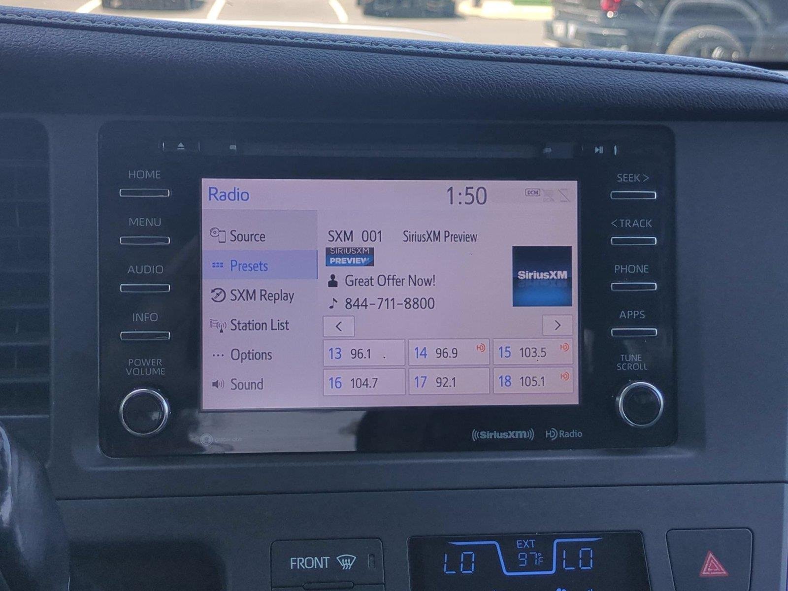 Used 2018  Toyota SE image 25
