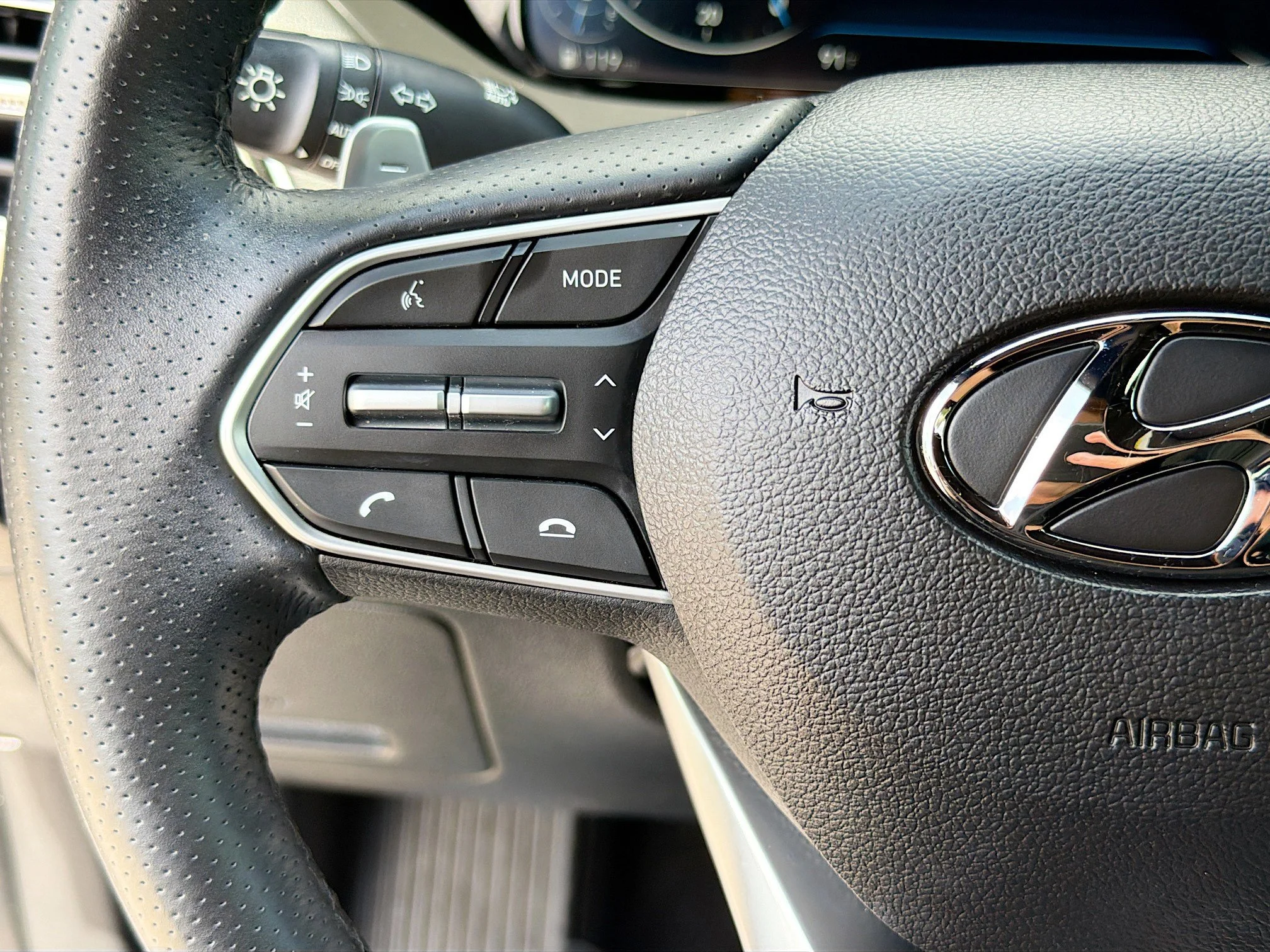 Used 2022 Typhoon Silver Hyundai Calligraphy image 39