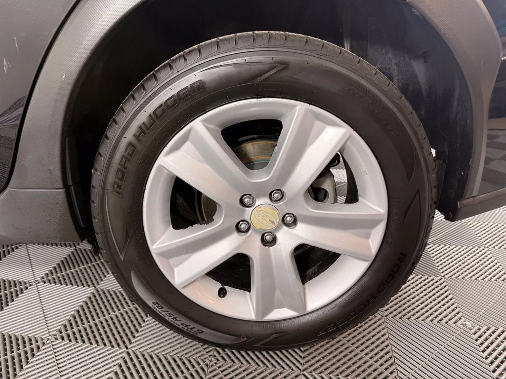 Used 2017 Black Subaru 2.0i image 14