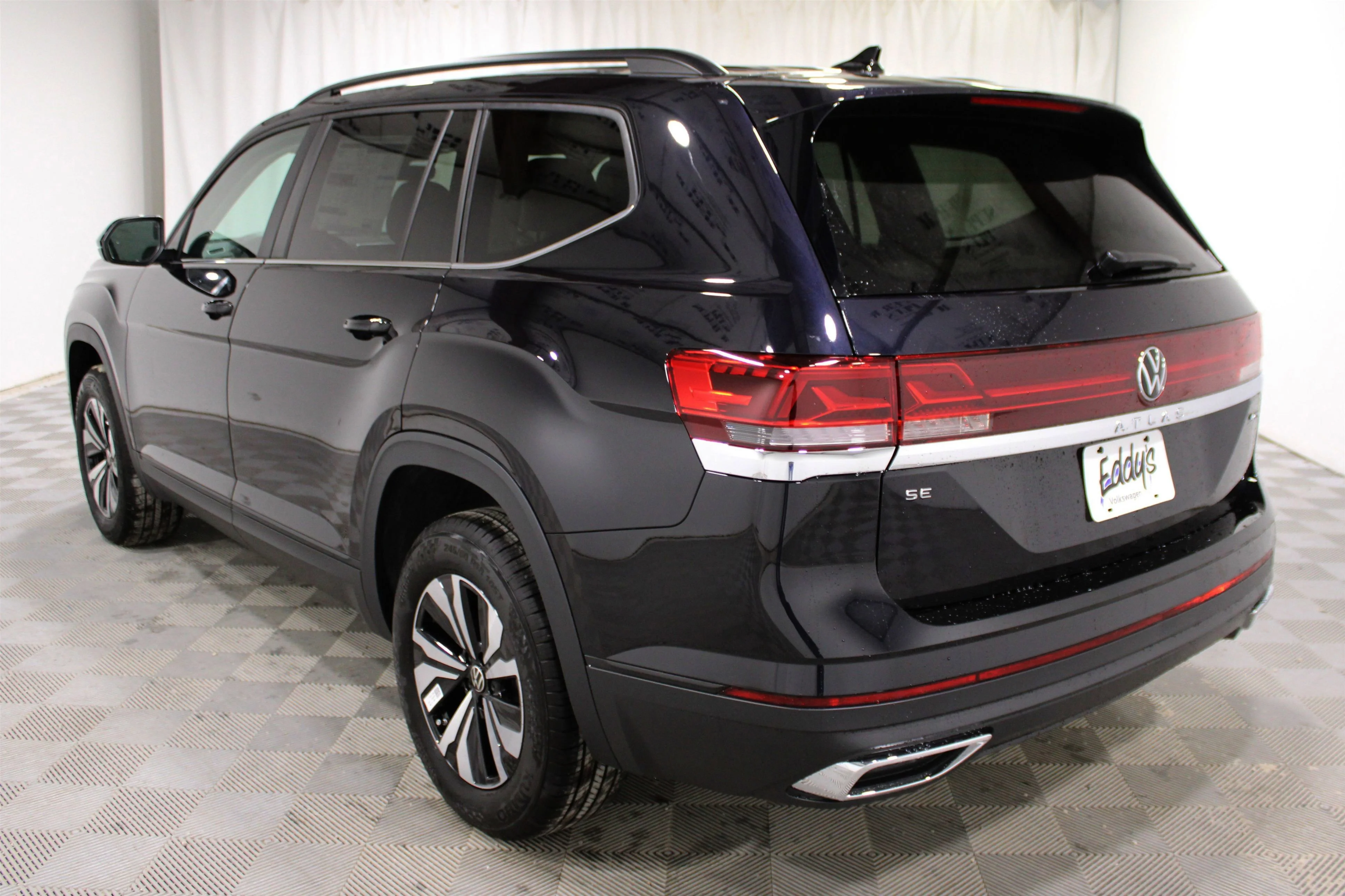 2026 Volkswagen Atlas SE - Photo 30