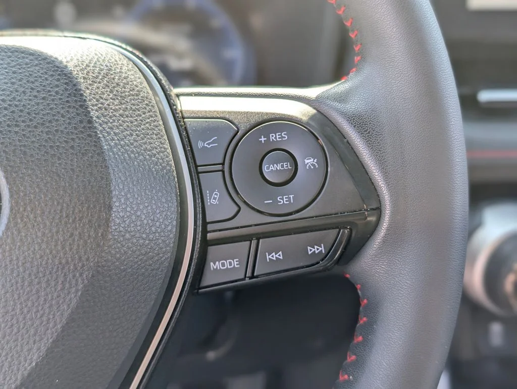 2024 Toyota RAV4 XSE - Photo 27
