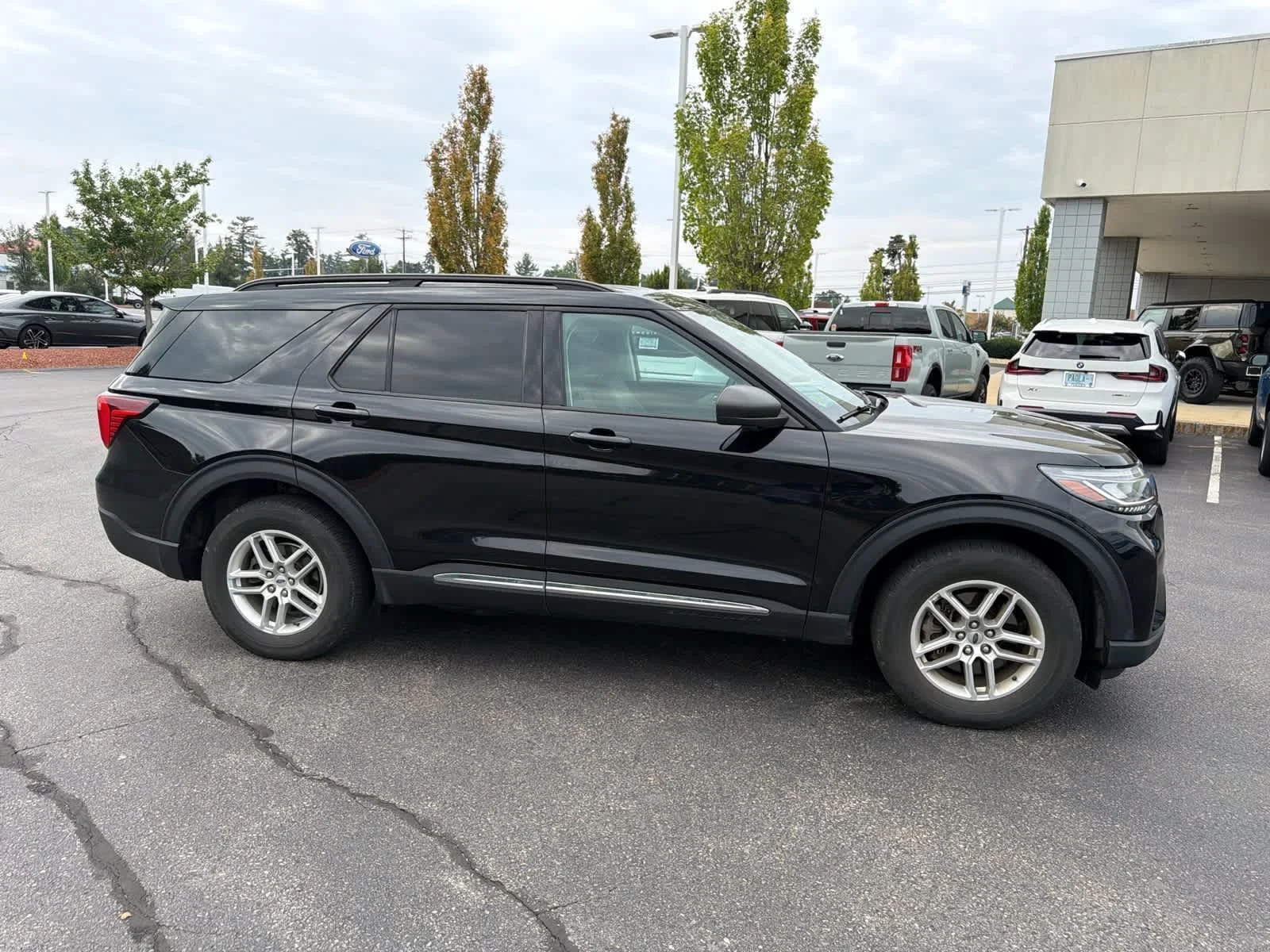 Used 2025 Agate Black Ford Active image 8