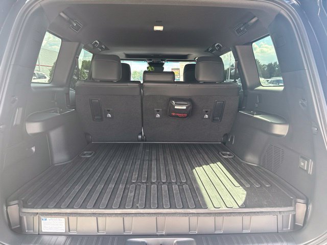 Used 2024  Toyota Base image 14