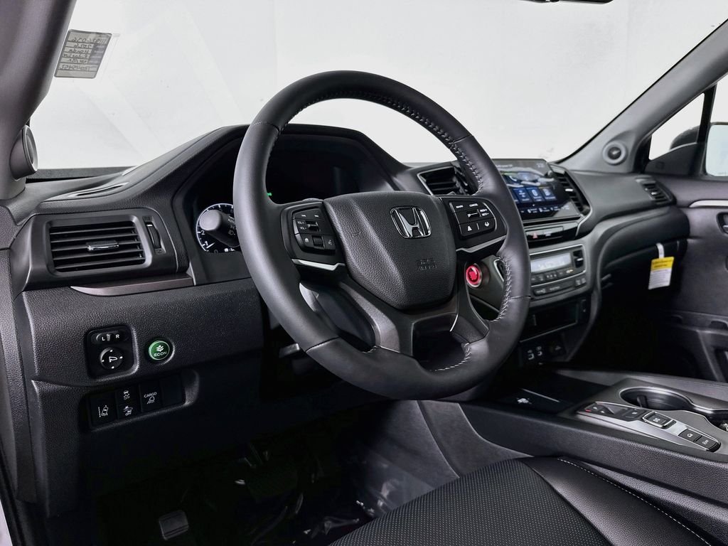 New 2026 Platinum White Pearl Honda RTL image 9