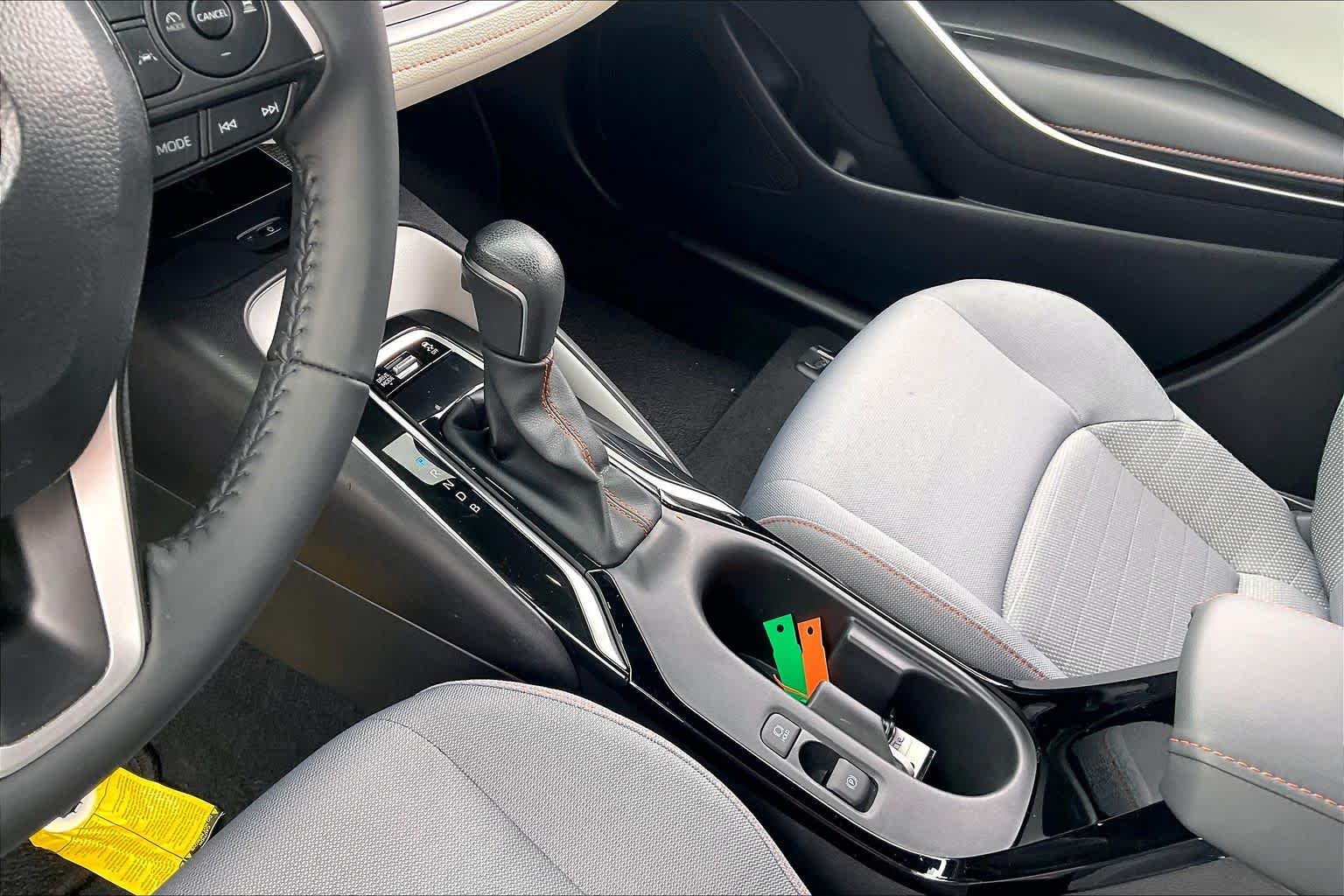Used 2025 Ice Cap/Midnight Black Metallic Toyota FX image 15