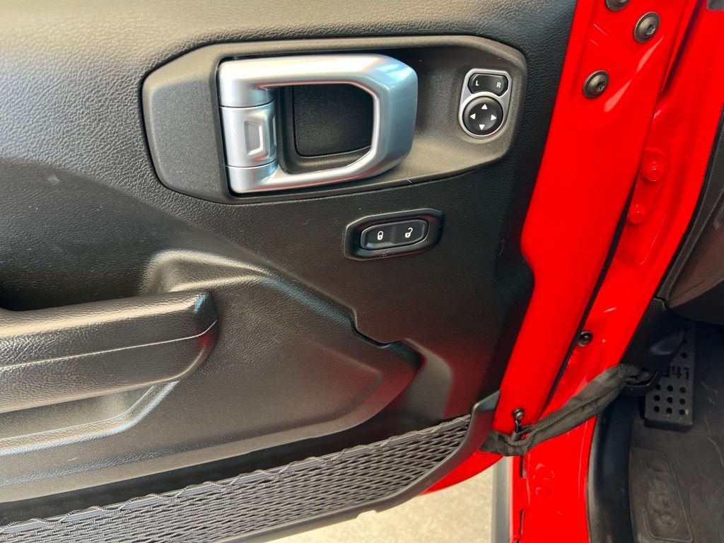 Used 2022 Red Jeep Willys image 11