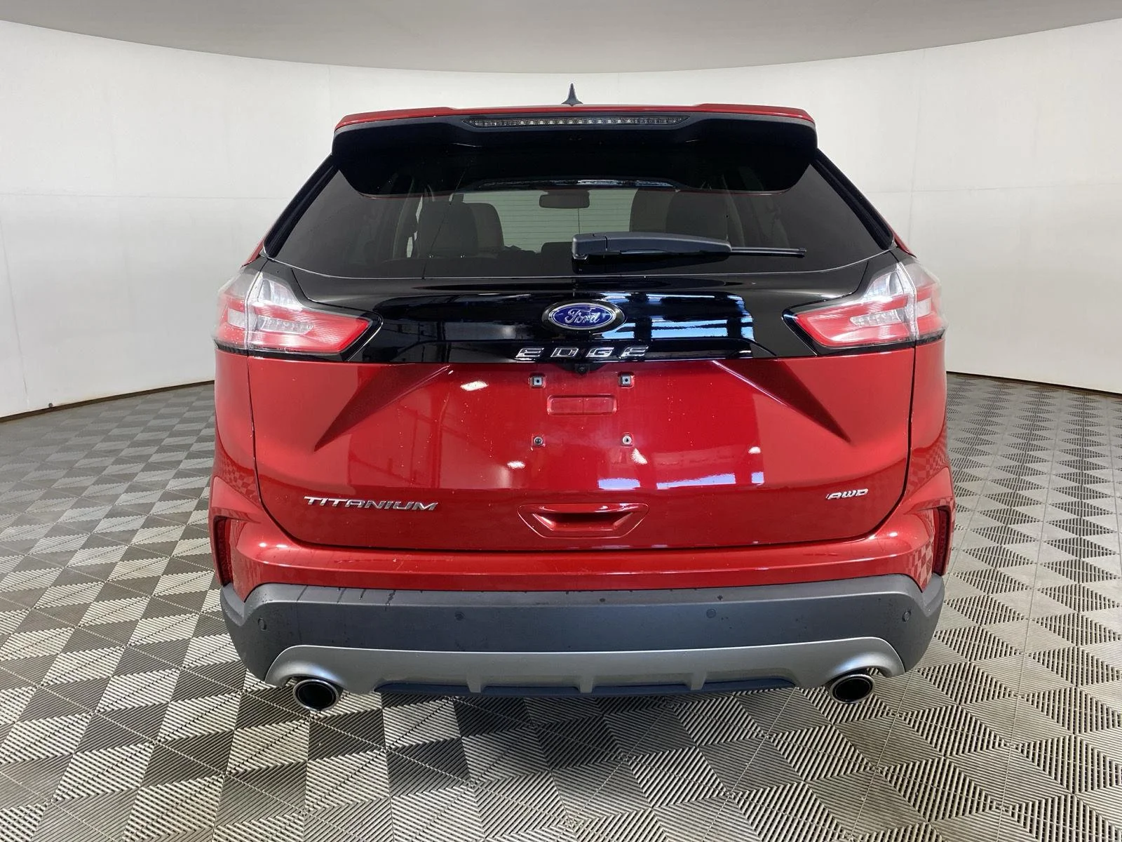 Used 2024 Rapid Red Metallic Tinted Clearcoat Ford Titanium image 6