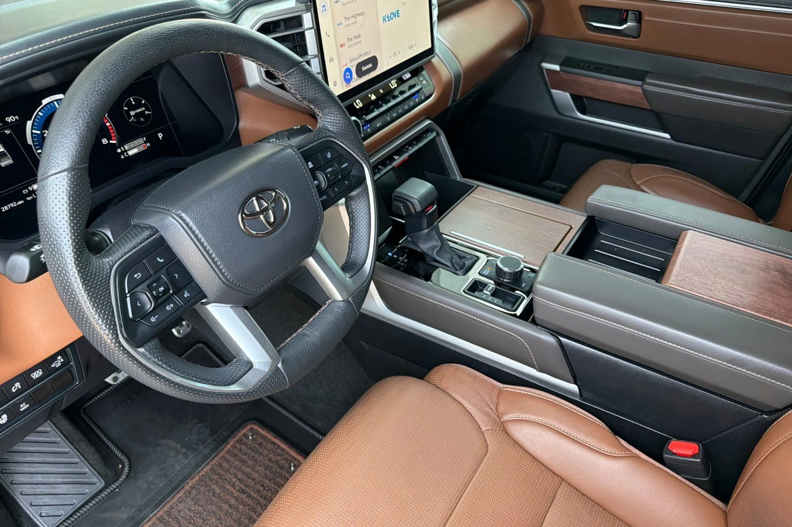 Used 2025  Toyota 1794 image 12