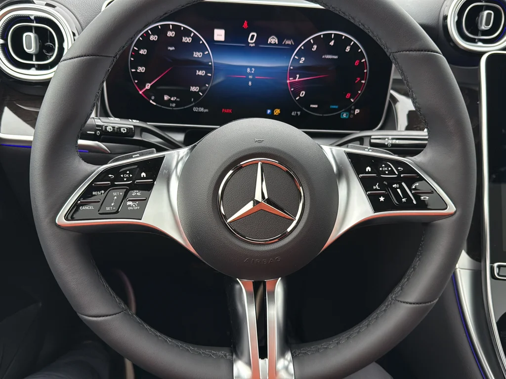 New 2026 Verde Silver Metallic Mercedes-Benz GLC 300 image 11