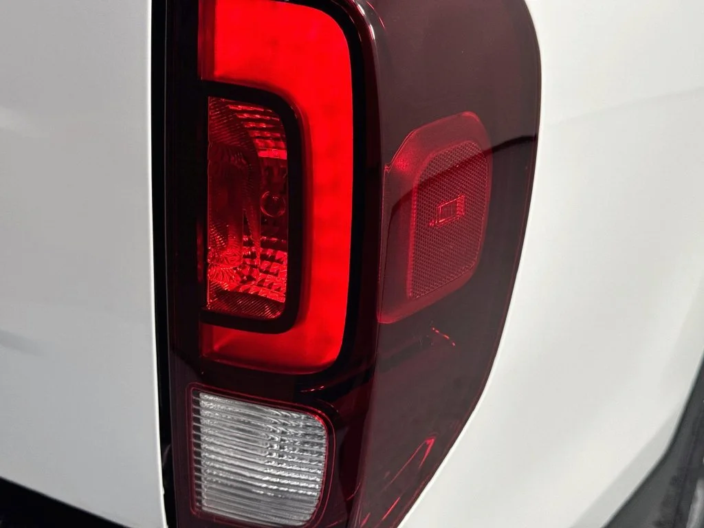 Certified Used 2026 Platinum White Pearl Honda RTL image 37