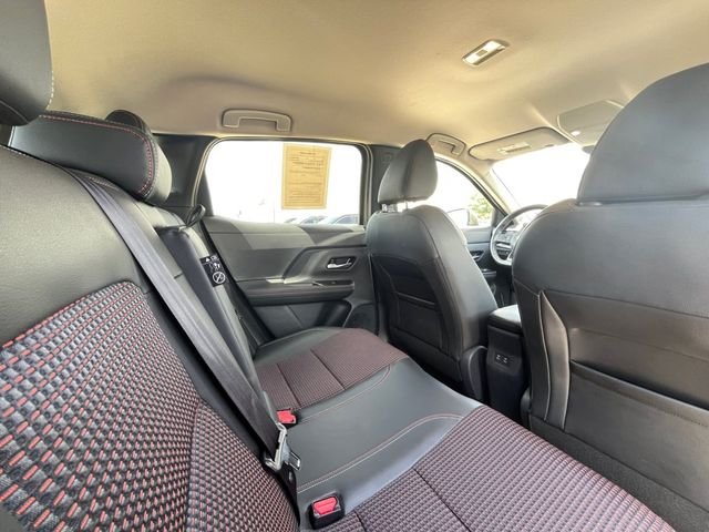 Used 2025 Brown Nissan SR image 29