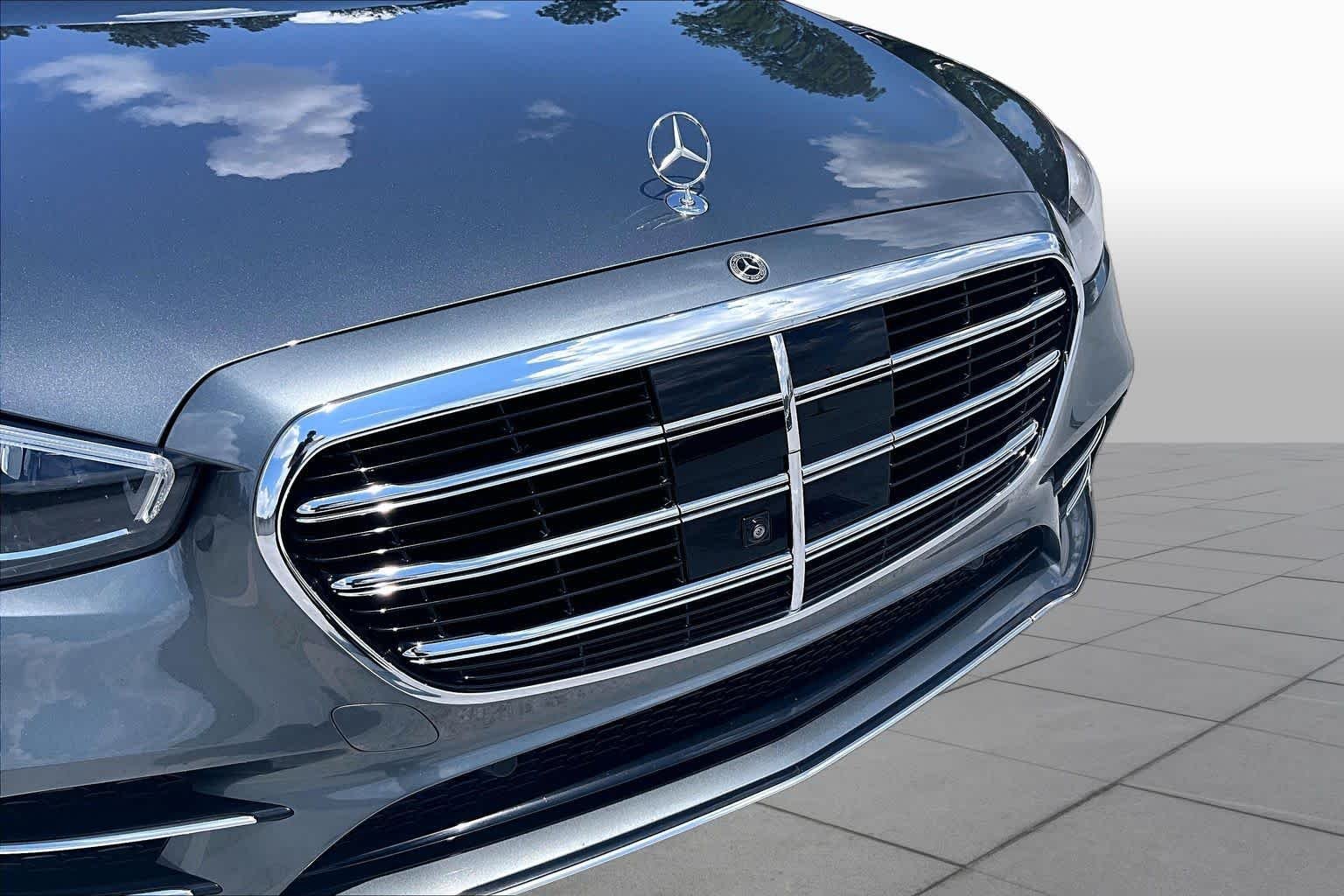 Used 2023 Selenite Grey Mercedes-Benz S 580 image 30