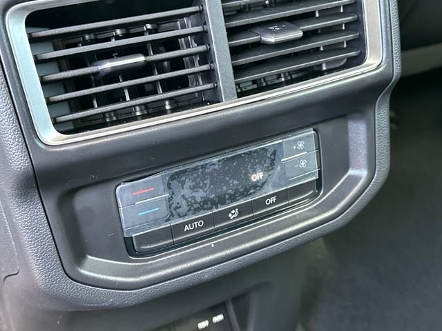 New 2026 White Volkswagen 2.0T SE w/Technology image 13