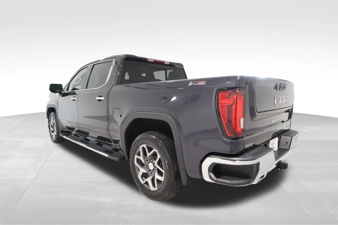 Certified Used 2023 TITANIUM RUSH METALLIC GMC SLT image 2