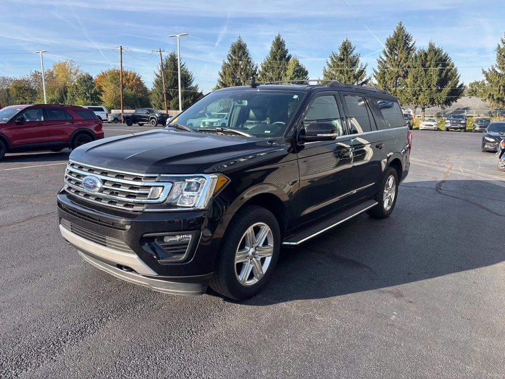 Used 2020 Black Ford XLT image 9