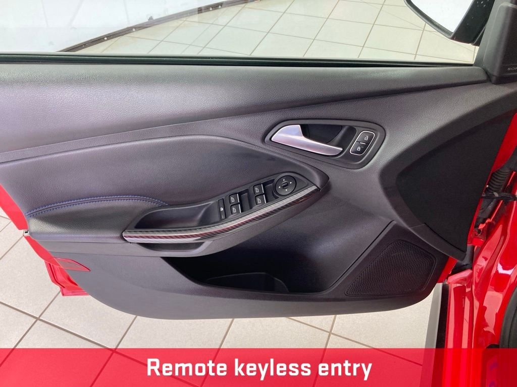 Used 2018 Red Ford RS image 14