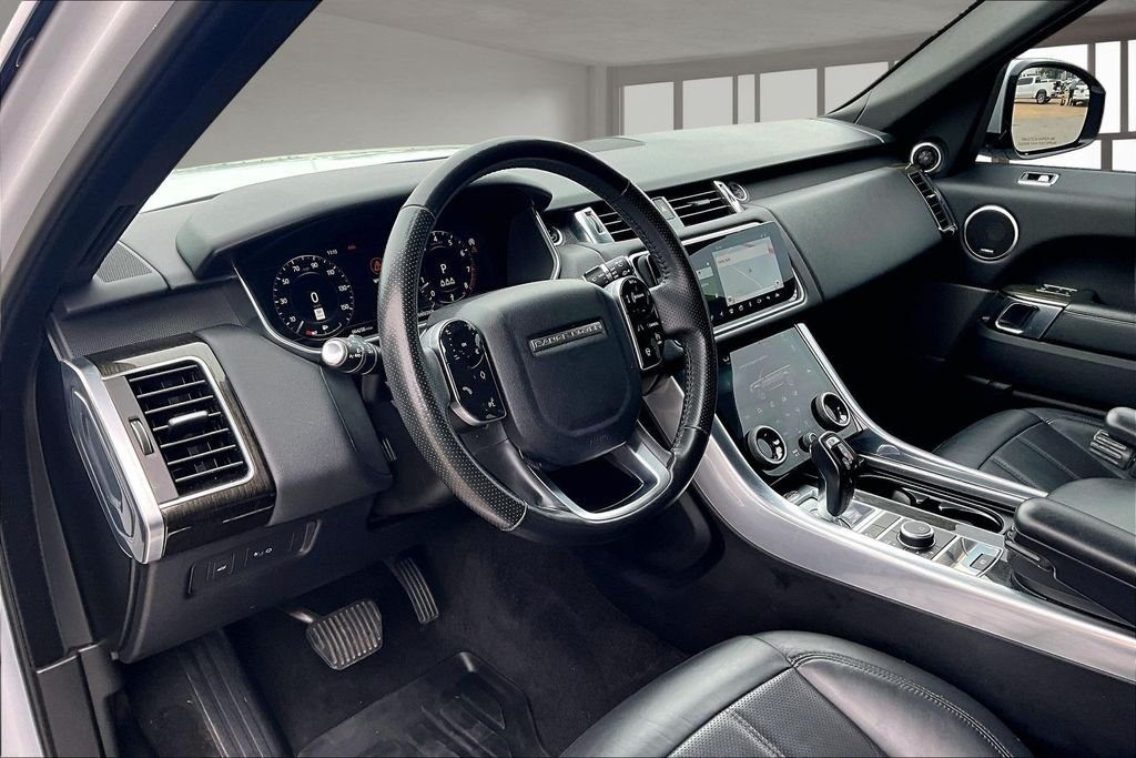 Used 2020 White Land Rover HSE image 12