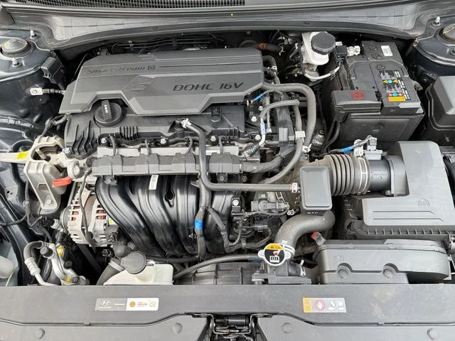 Used 2023 Black Hyundai SEL image 19