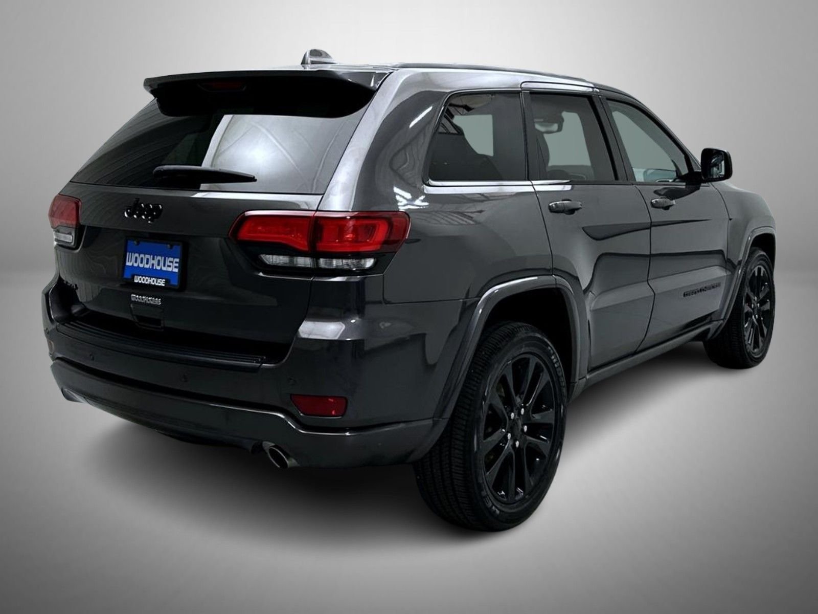 Used 2019 Gray Jeep Altitude image 5