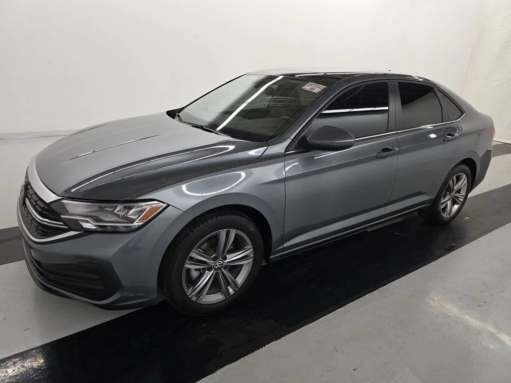 Used 2023 Gray Volkswagen 1.5T SE image 1