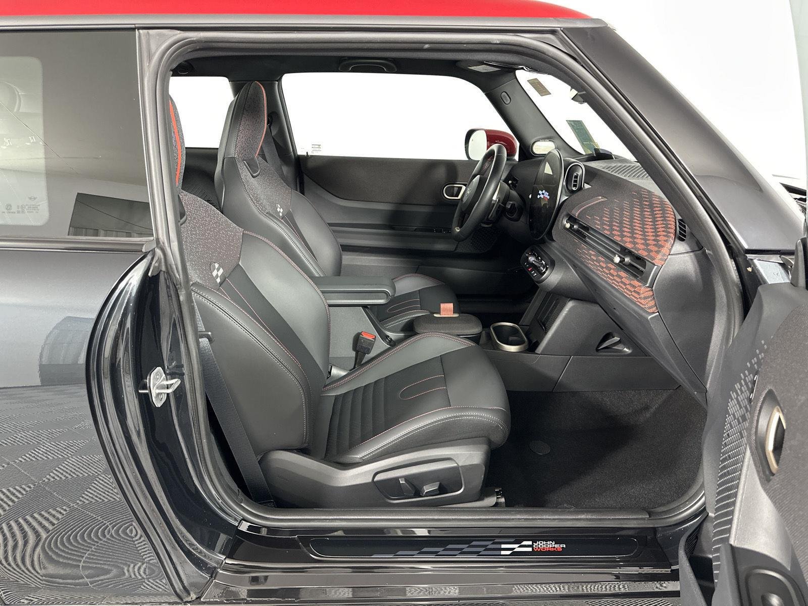 Used 2025 Legend Grey Metallic MINI John Cooper Works image 28