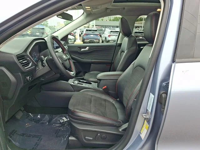 Used 2022 Blue Ford SEL image 13
