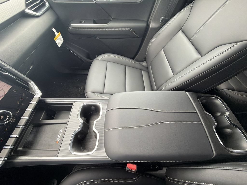 New 2026 Crystal Metallic GMC Elevation image 27