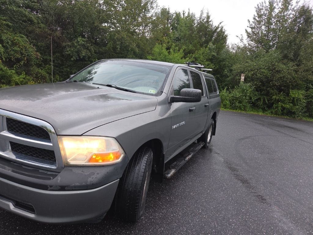 Used 2011 Gray Ram ST image 3